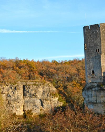 Paysage d'automne /La tour de Gavaudun